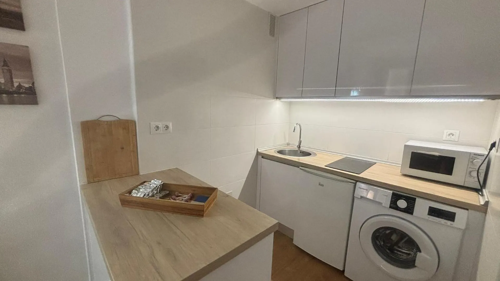 Apartamentos Benalbeach By Benalnova Benalmádena 0*,  España